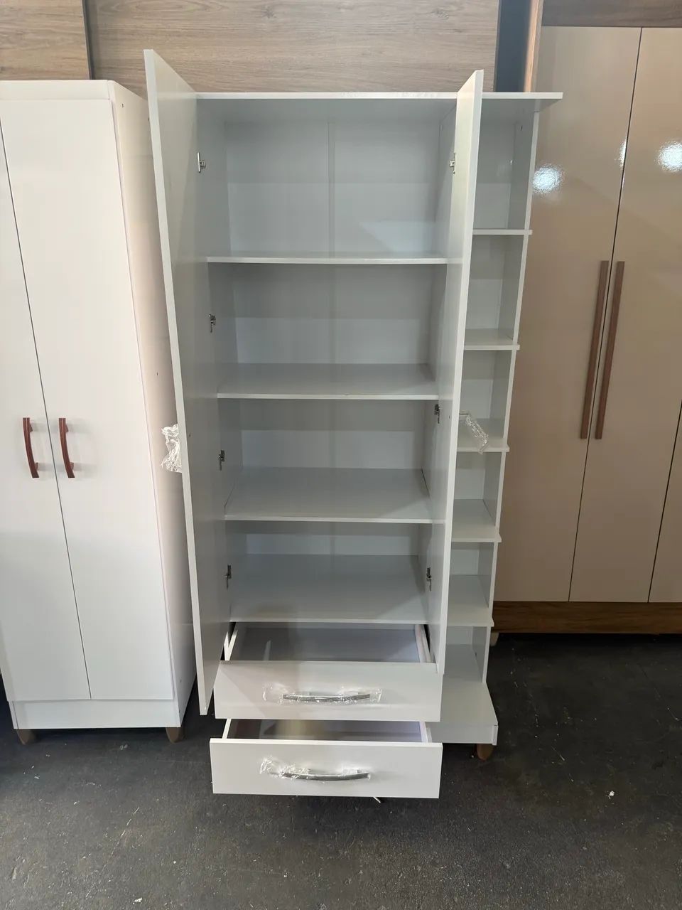 Guarda roupa - entrego  - Foto 2