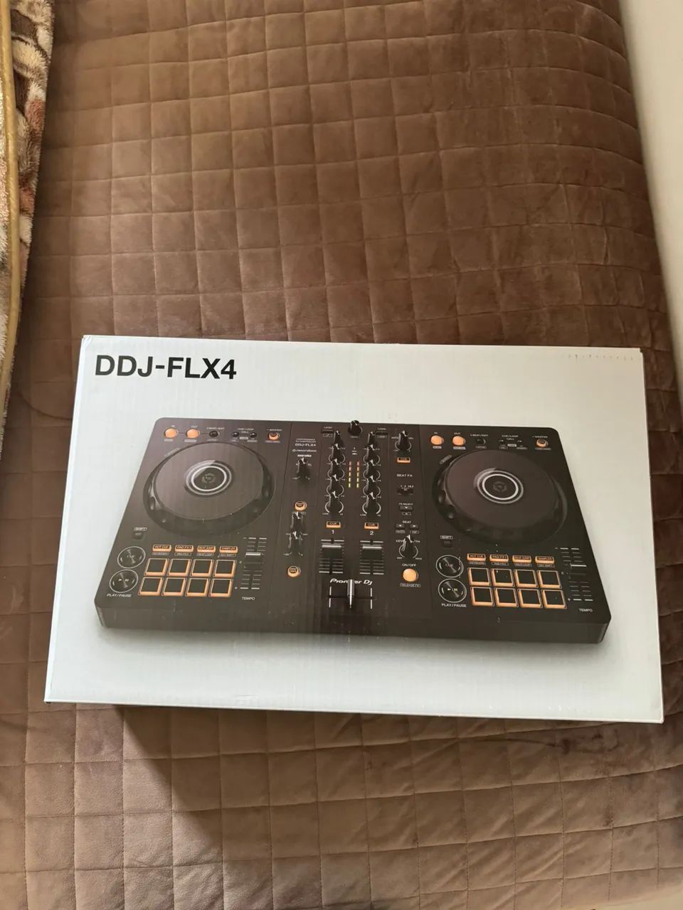 Controladora DDJ FLX4