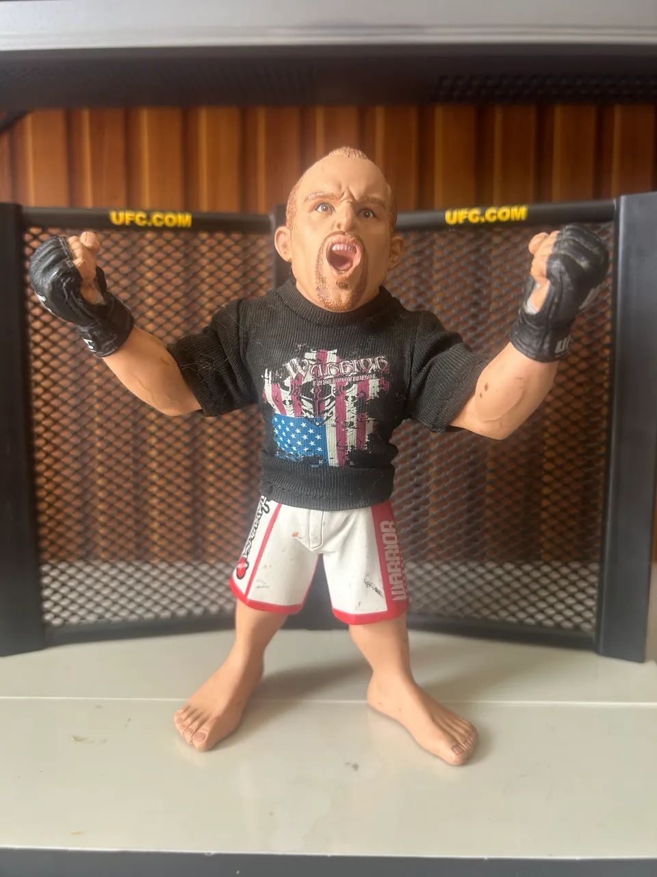 Boneco UFC ROUND 5 Shane Carwin Edição Limitada RARIDADE