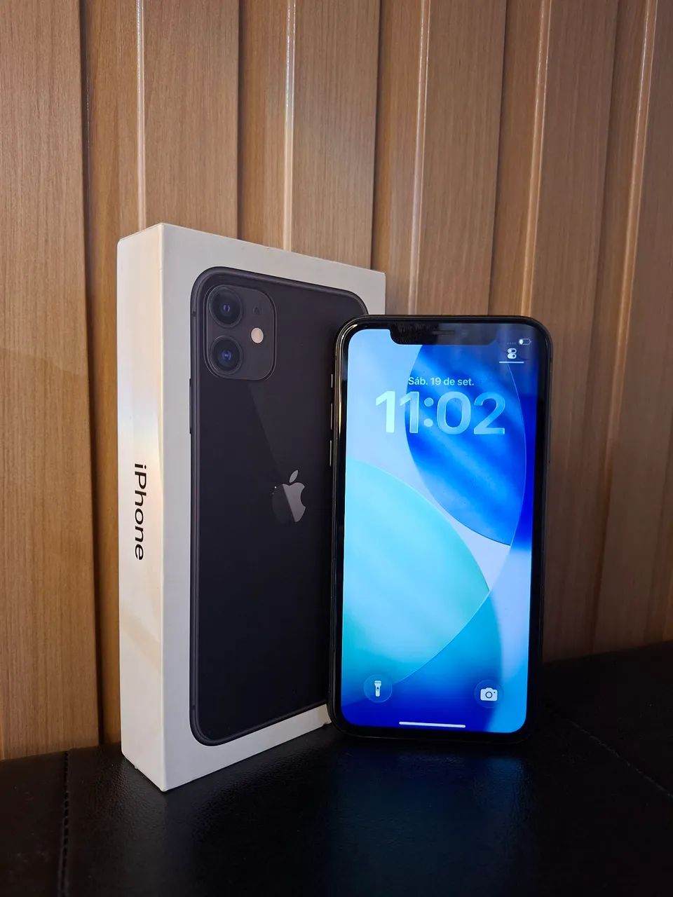iPhone 11 64gb Preto  - Foto 2
