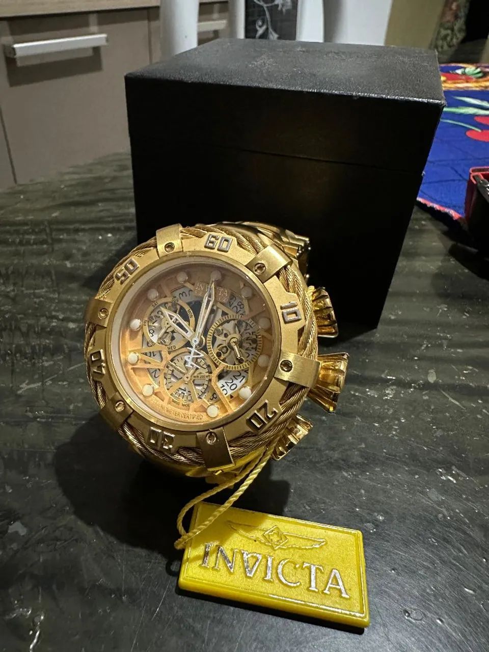 Relógio invicta reverse 