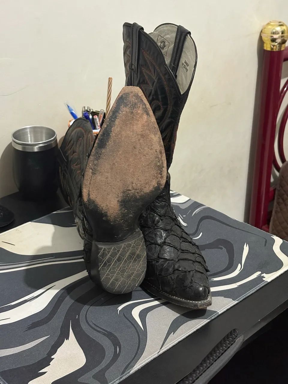 Bota de couro de pirarucu  - Foto 4