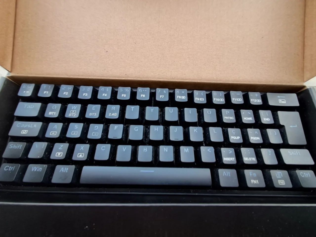 Teclado Reddragon fizz pro modificado com teclas Silver - Foto 2