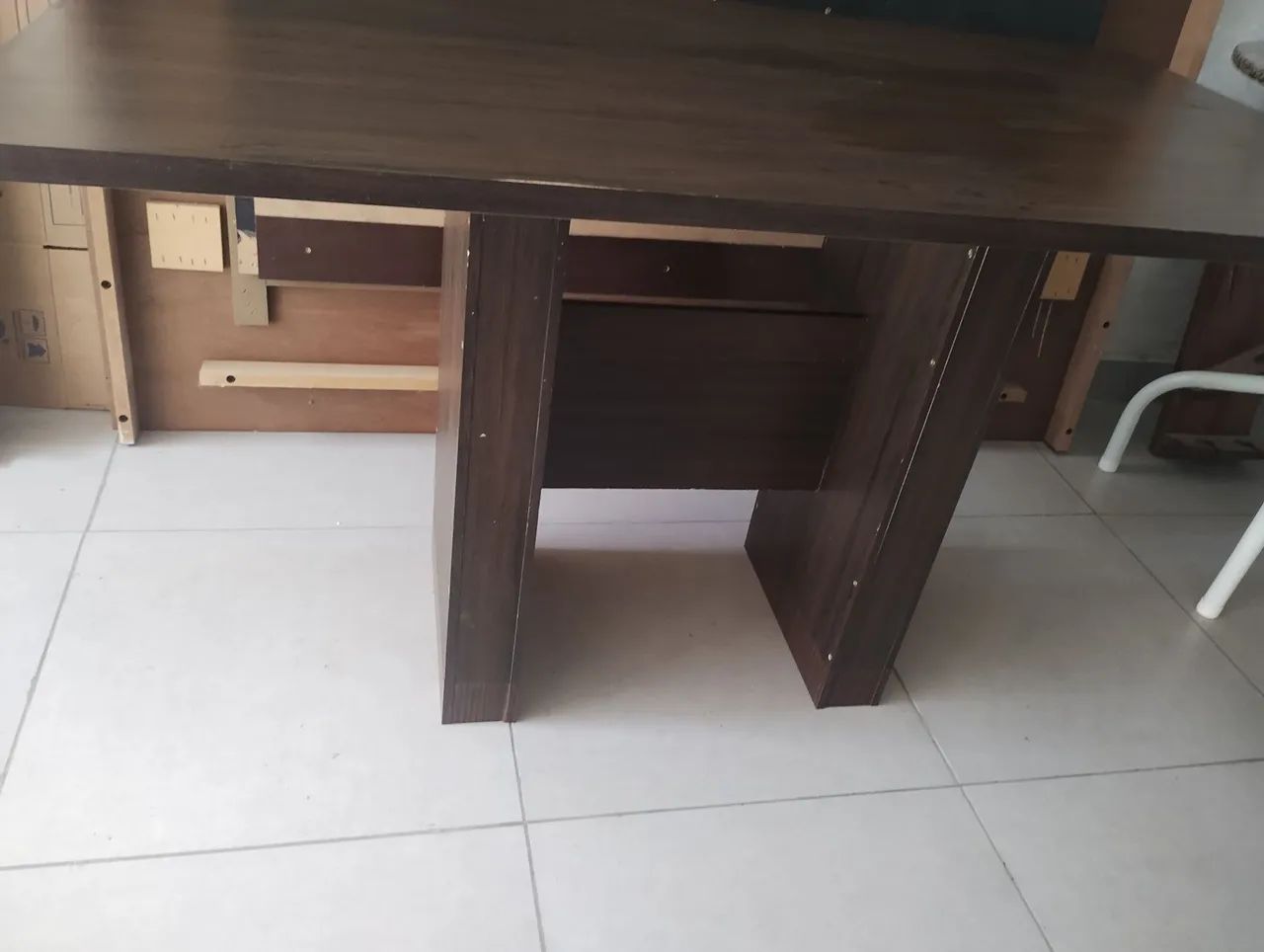Jogo mesa e cadeiras 