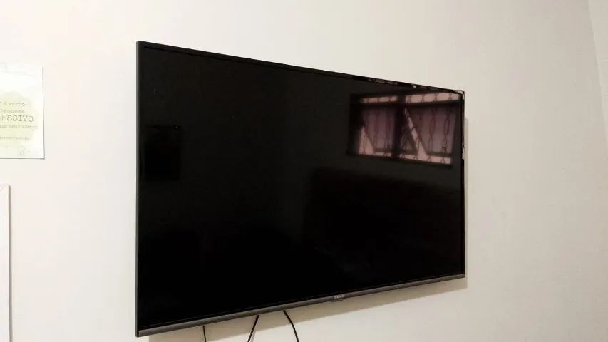 Smart TV SEMP 43 LED Full HD / 4K - Excelente Estado