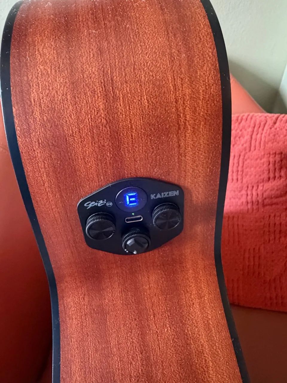 Violão Seizi Ryu sólido  - impecável  - Foto 4