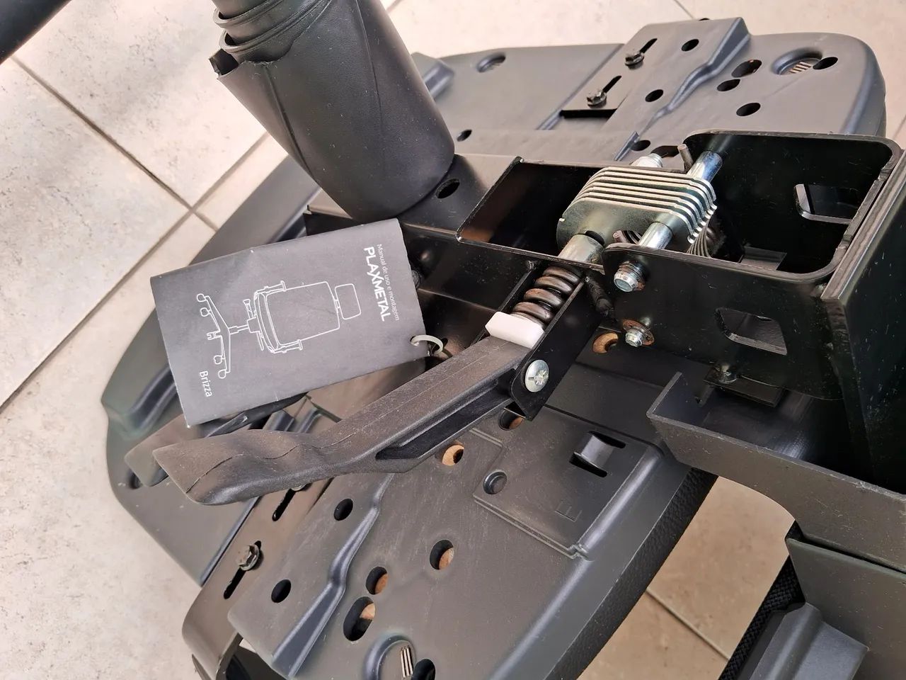 Cadeira de Escritório Presidente Brizza giratória - Foto 3