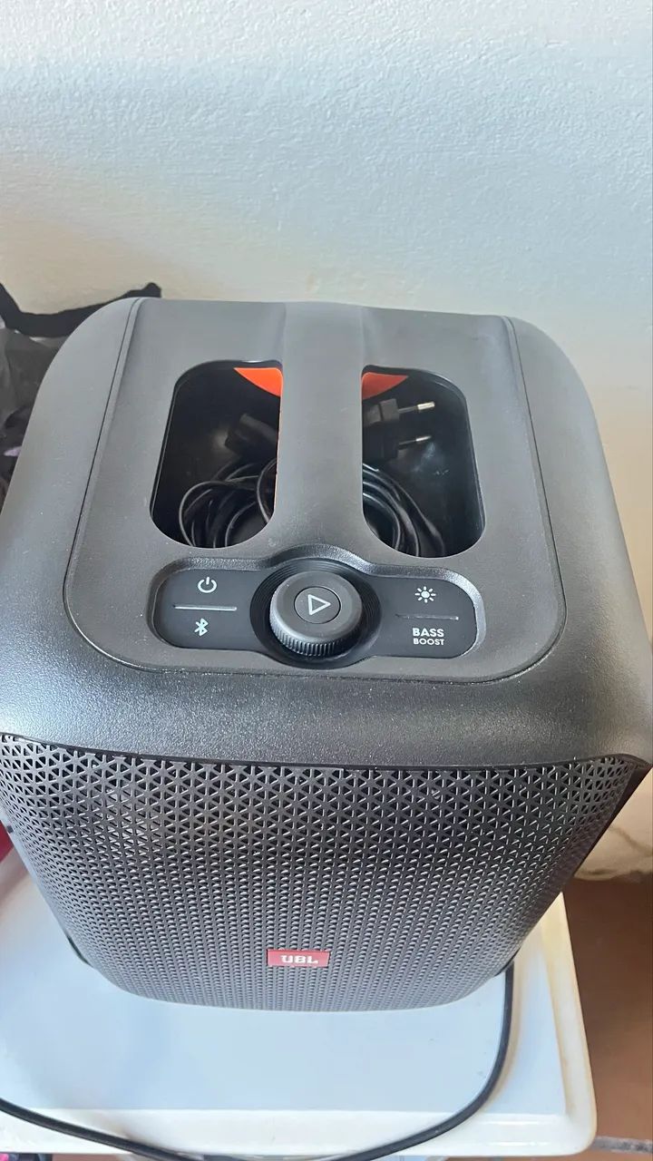 Vende se JBL 