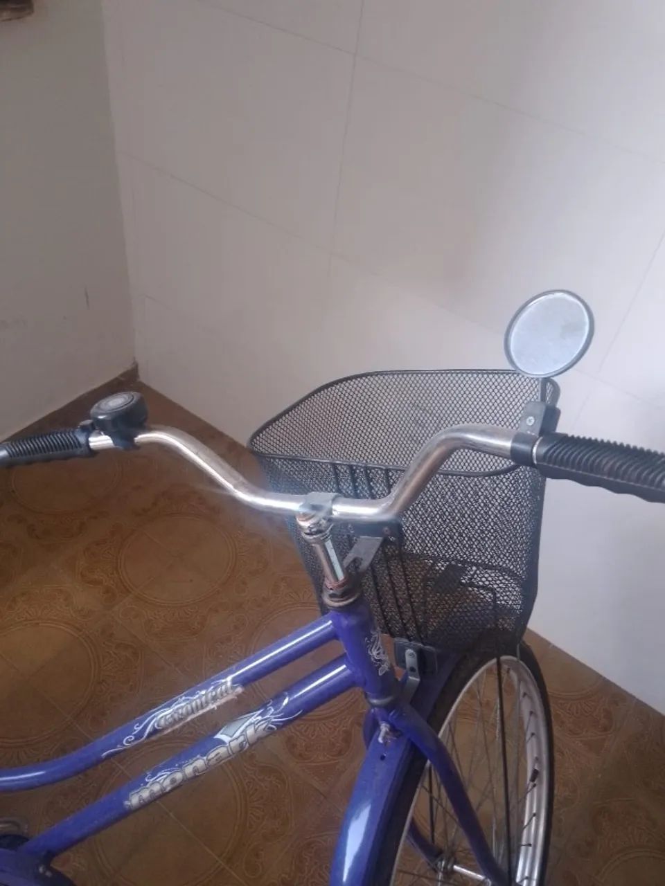Bicicleta Monark Feminina Aro 26 com Cesta e Bagageiro - Foto 3