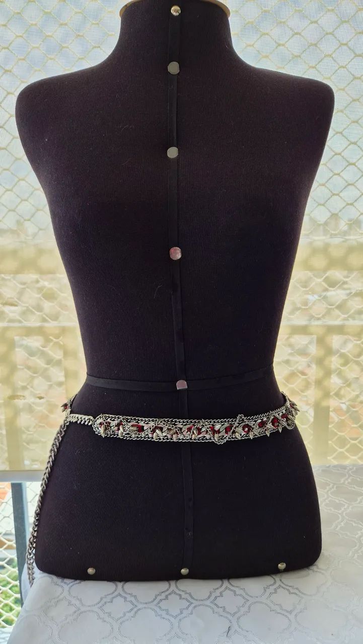 Cinto Zara em metal prateado 