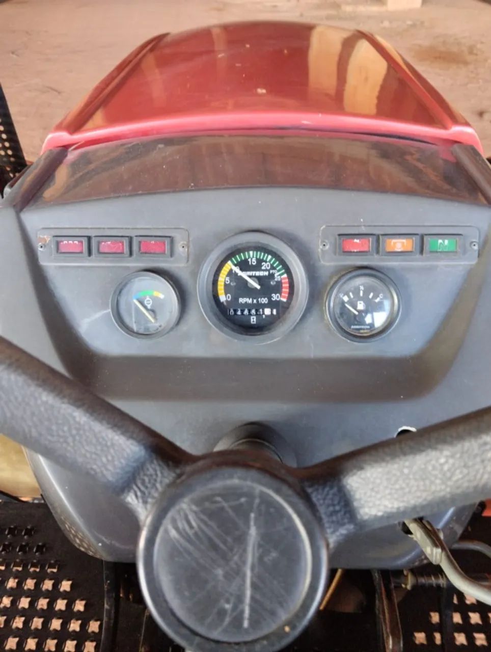 Trator Yanmar 1175.4 Traçado 75 cv turbo diesel com apenas 4500 hs único dono. - Foto 4
