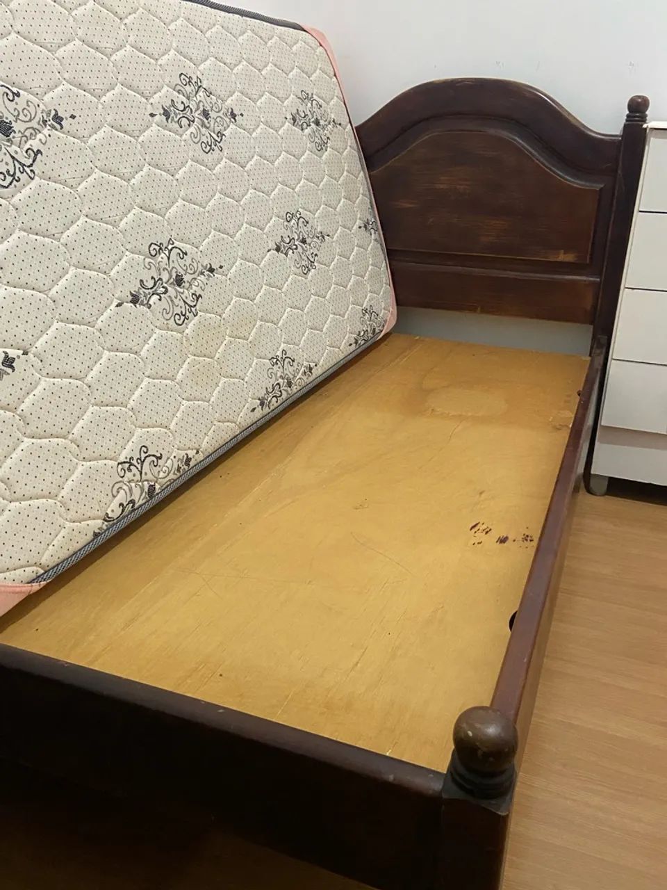 Cama de solteiro com colchão  - Foto 2