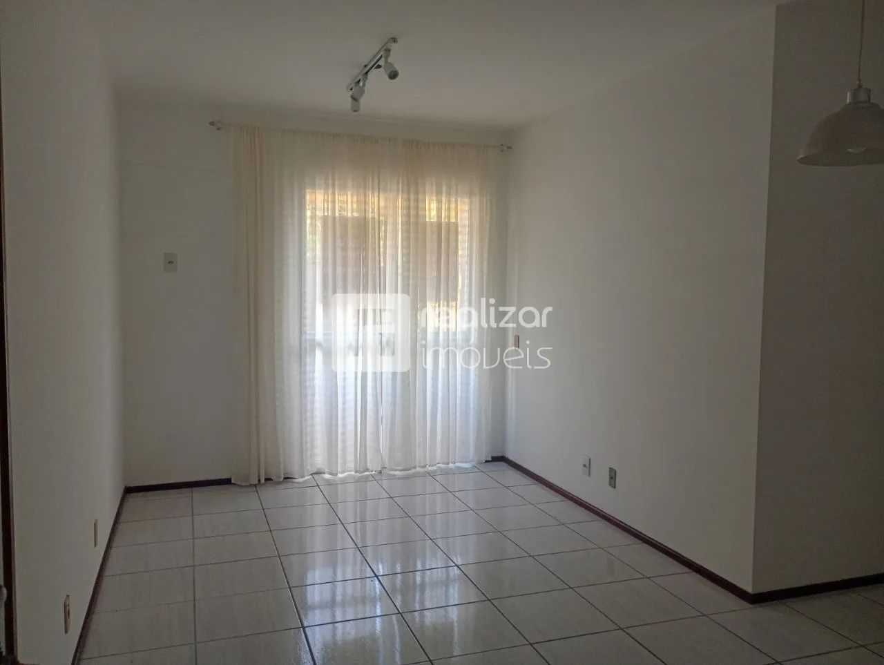 Apartamento 2 dormitórios bairro Pantanal em Florianópolis - Foto 2