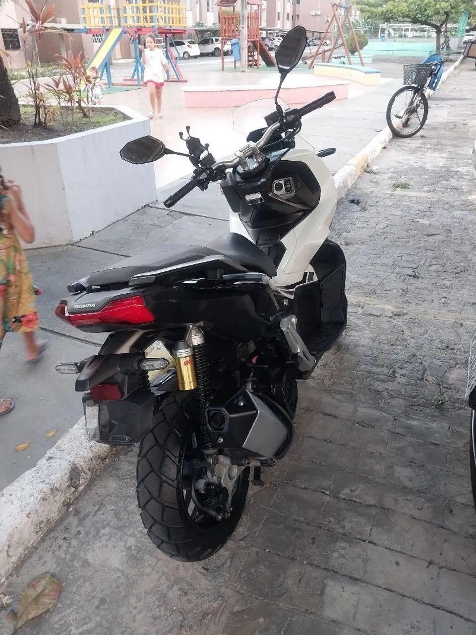 Adv 150 super nova  - Foto 2
