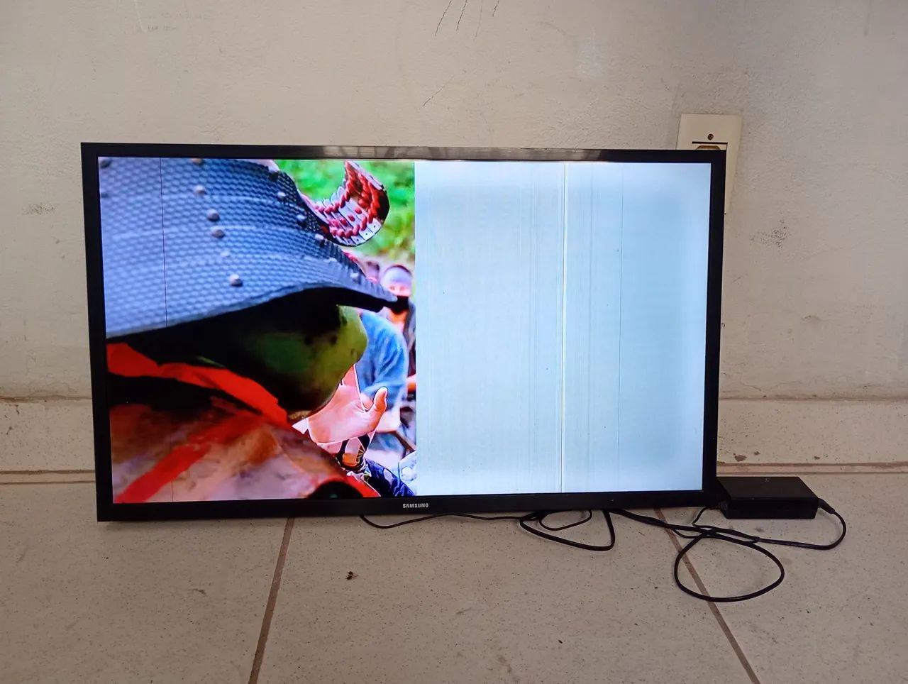 Televisão com defeito  - Foto 4