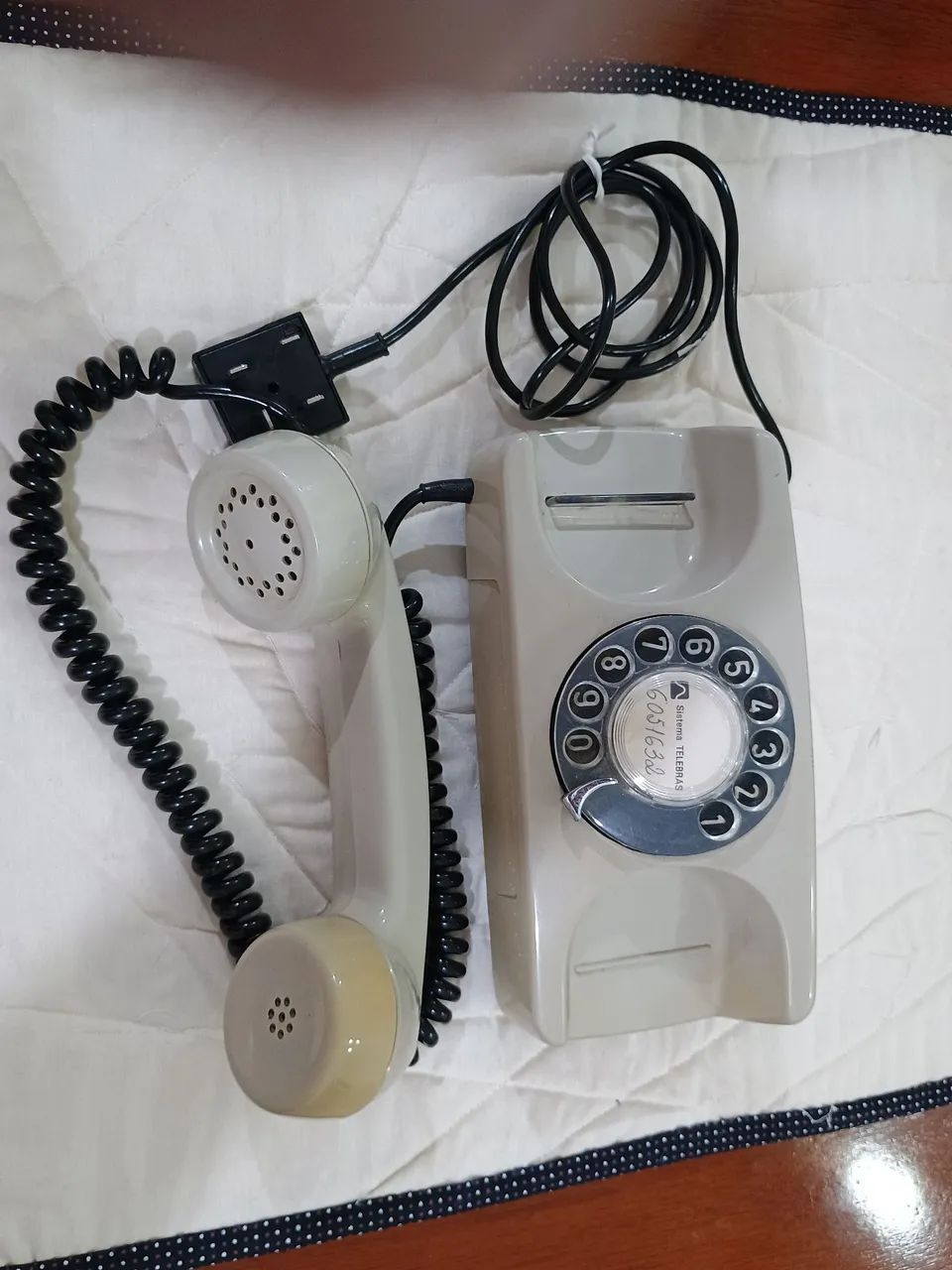 Telefone antigo vintage. - Foto 4