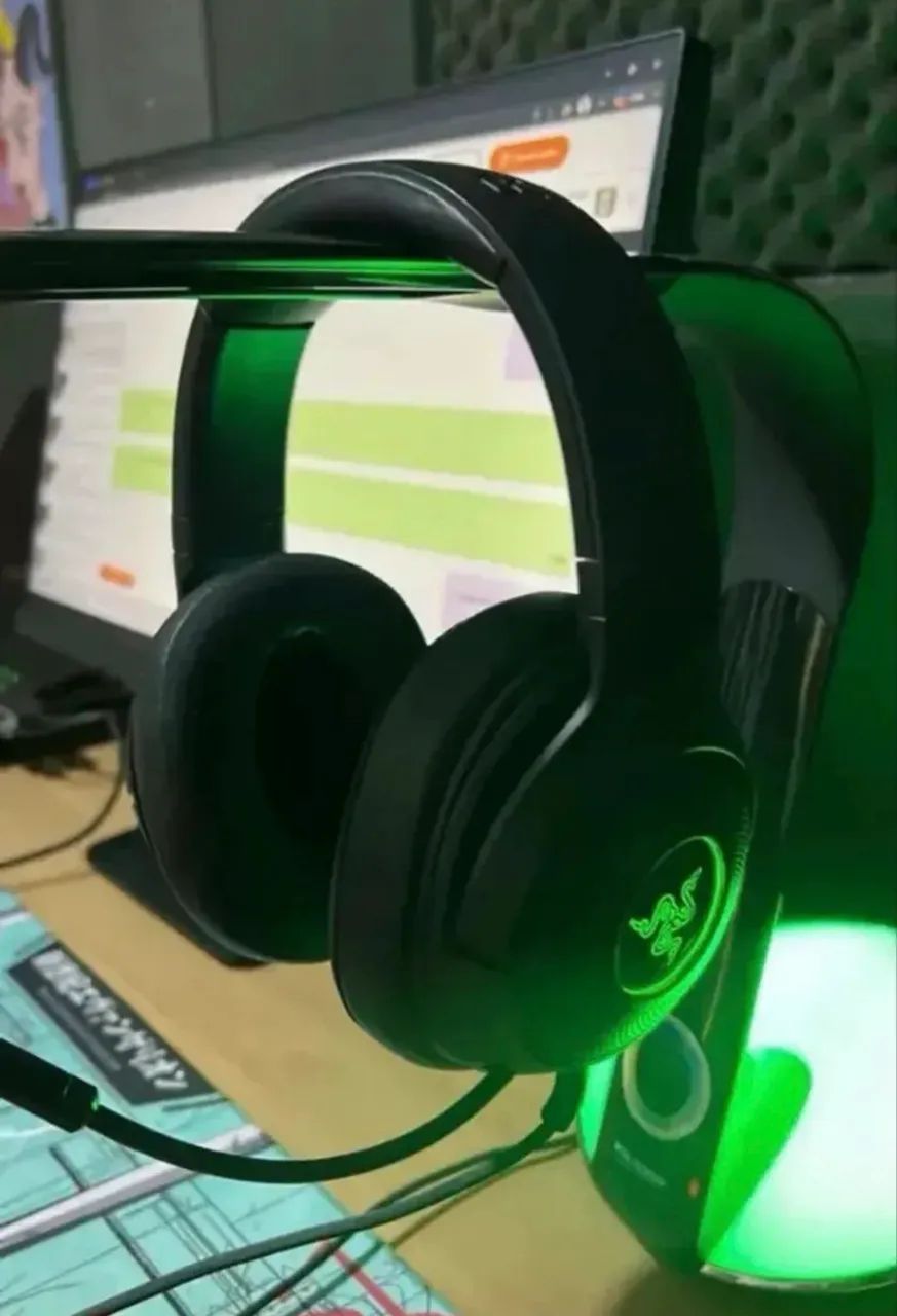 HEADSET RAZER KRAKEN V3 HEADSET GAMER USB CHROMA PC E CONSOLE  - Foto 3