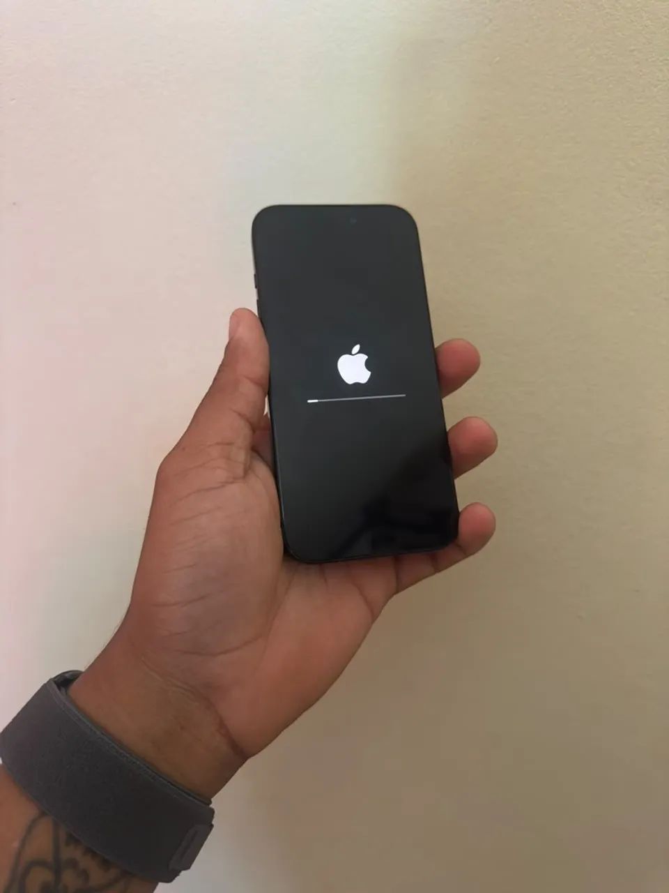 iPhone 15 pro - Foto 2