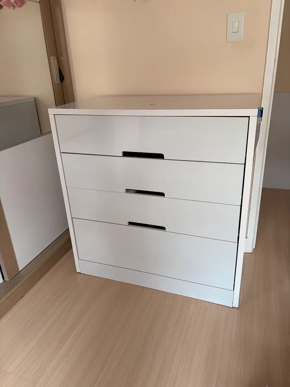 Cômoda Branca 4 Gavetas