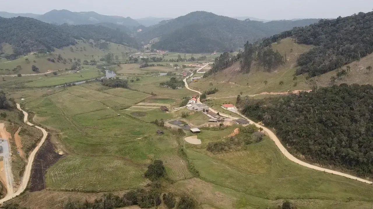 Lindo Sitio com escritura, riacho e proximo de Rancho Queimado! - Foto 2