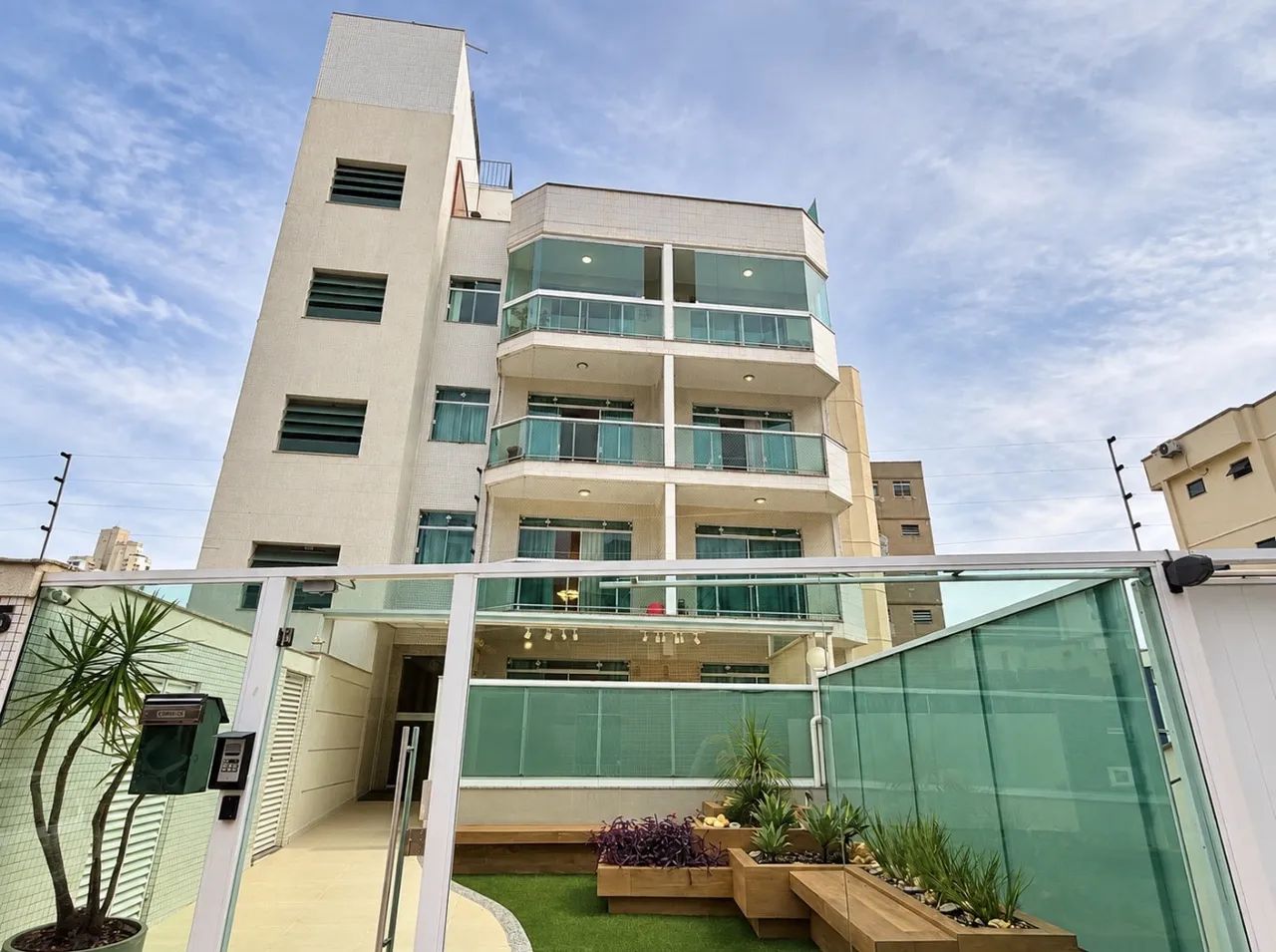Apartamento 4 quartos - Cascatinha