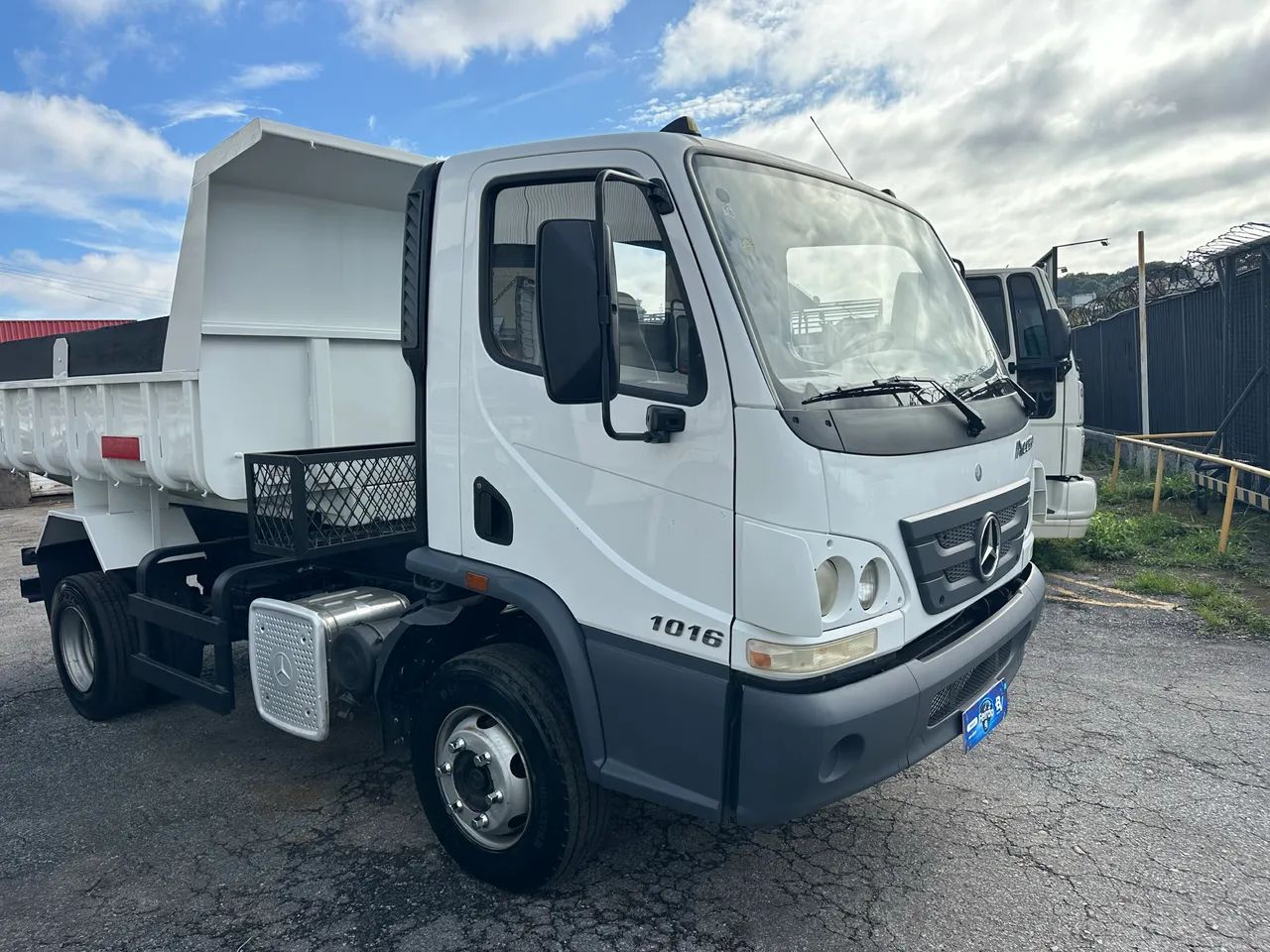 MB ACELLO 1016 2013 Bascula 53.000 km