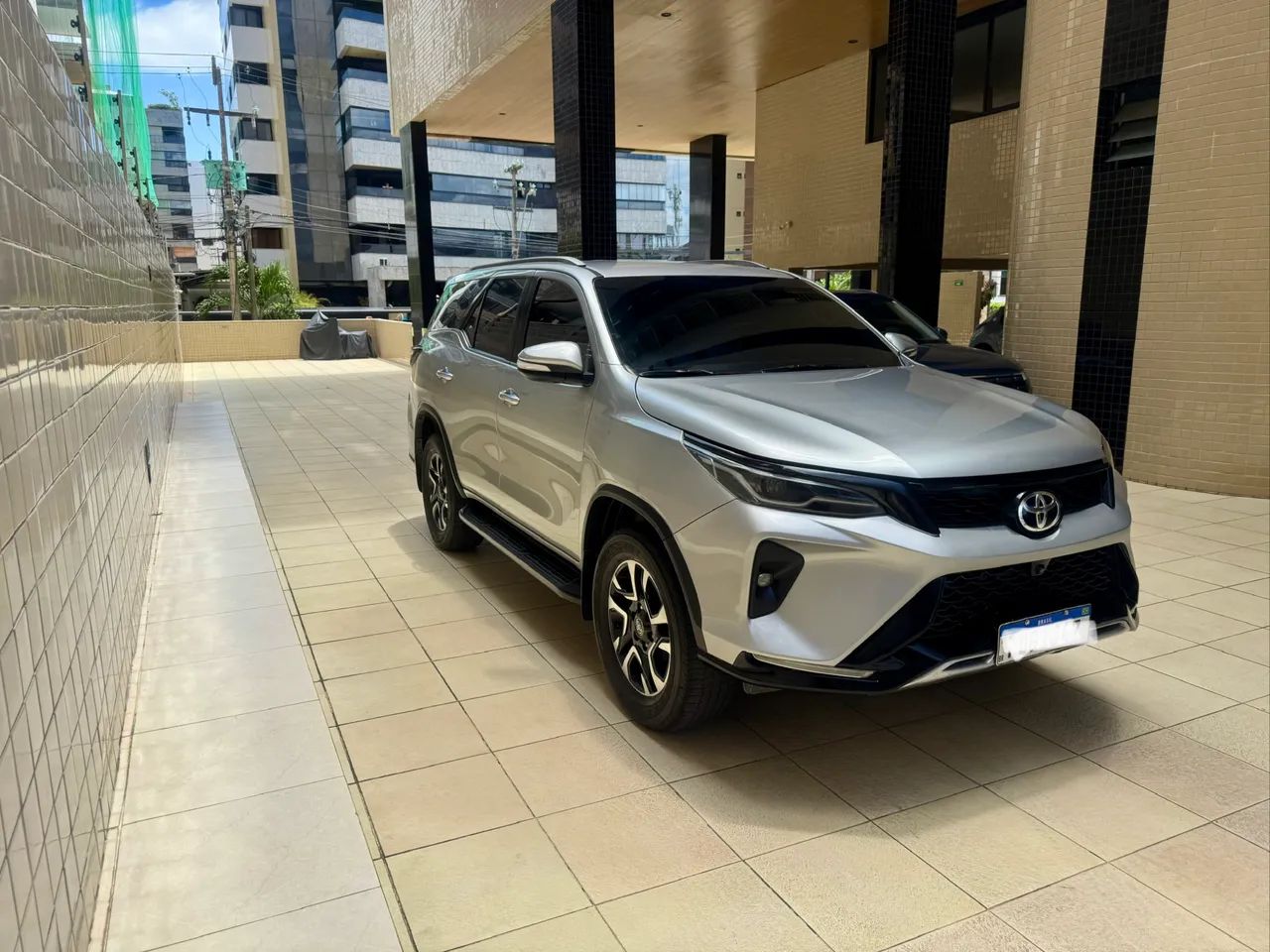 Toyota Hilux SRX 4X4 AT 2.8 TB 2017