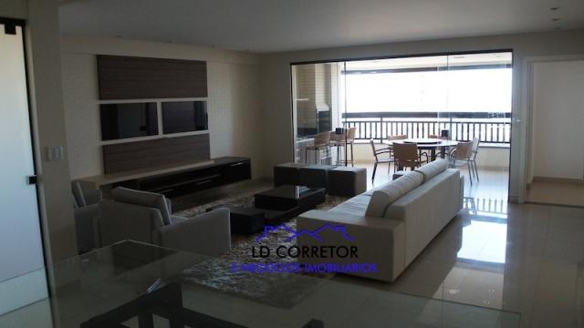 4 suítes individuais com 3 vagas de garagem + varanda gourmet com churrasqueira a carvão - Foto 5