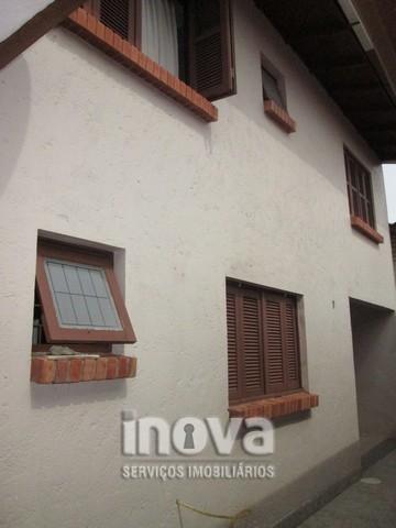 Casa de 04 dormitórios no centro de Imbé - Foto 17
