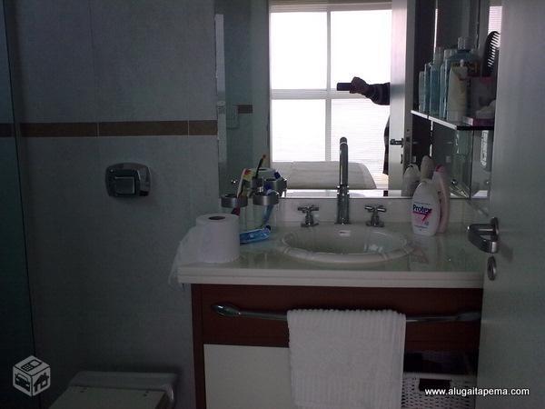 Apartamento 3 Quartos_ Meia Praia _ Vista para mar _ 2 vagas garagem - Foto 13