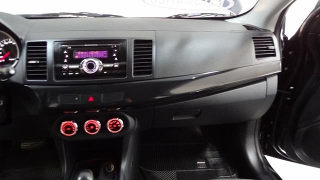 Mitsubishi Lancer 2.0 16V CVT (Aut) - Foto 9