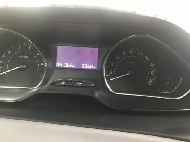 Peugoat 208 - Foto 8