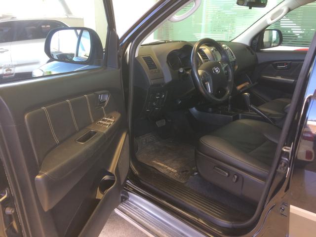 Hilux 3.0 Limited - Foto 10