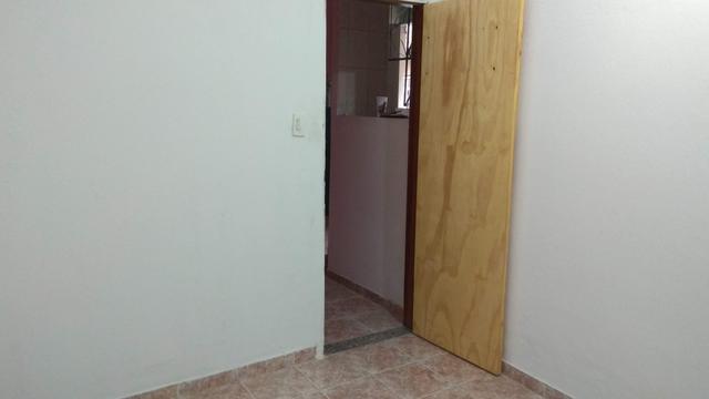 Aluguel de Casa ampla, 2 quartos, Sala, Cozinha, 2 Banheiros. Jacarepaguá - Foto 5