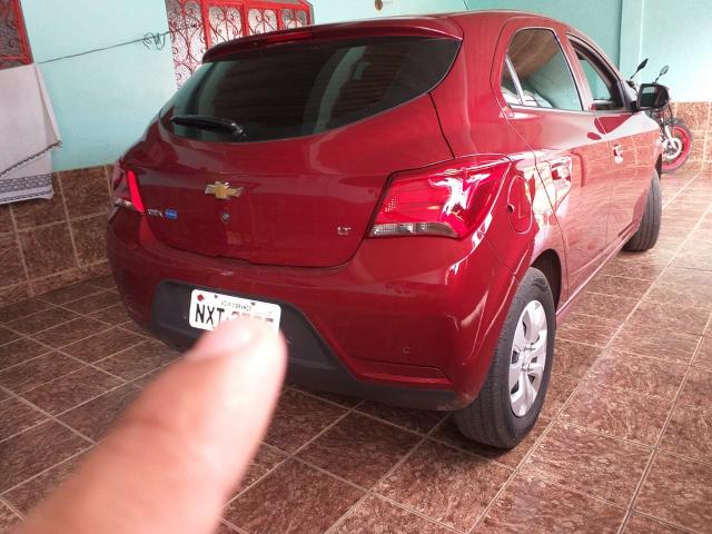 Vendo carro Onix Lt - Foto 4