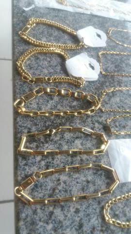 Cordões puseiras e braceletes aço inóxidavel folheados tops - Foto 3