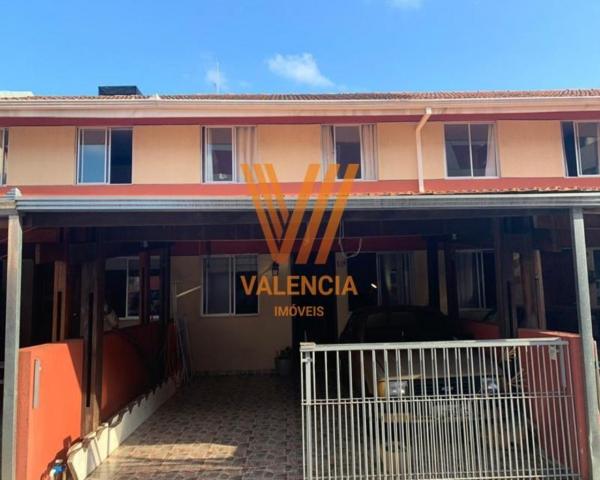 Sobrado no Fazendinha - 70m² priv - 3 dorm - 2 vagas cobertas - Res. Pinheiros