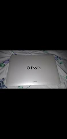 Vendo notebook Vaio marca sony com marcas de uso