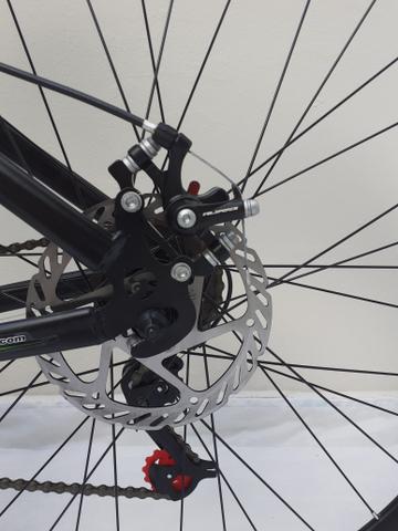 Bicicleta 29" tem 19" susp+disco - Foto 5