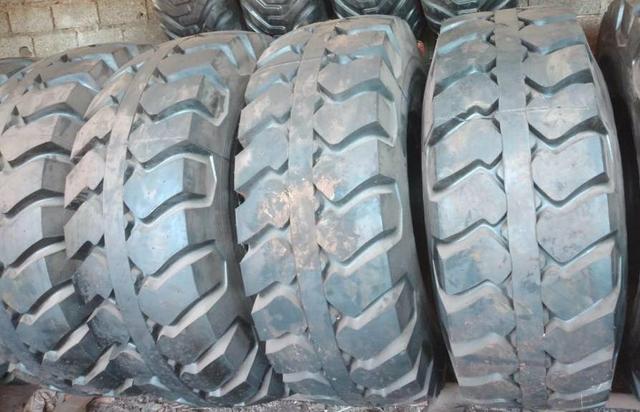 Pneu 23,5 x 25 Reformados