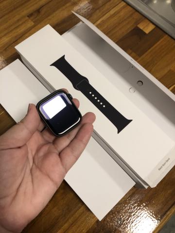 Apple Watch série 5 44mm 1 mês de uso