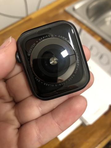 Apple Watch série 5 44mm 1 mês de uso - Foto 4