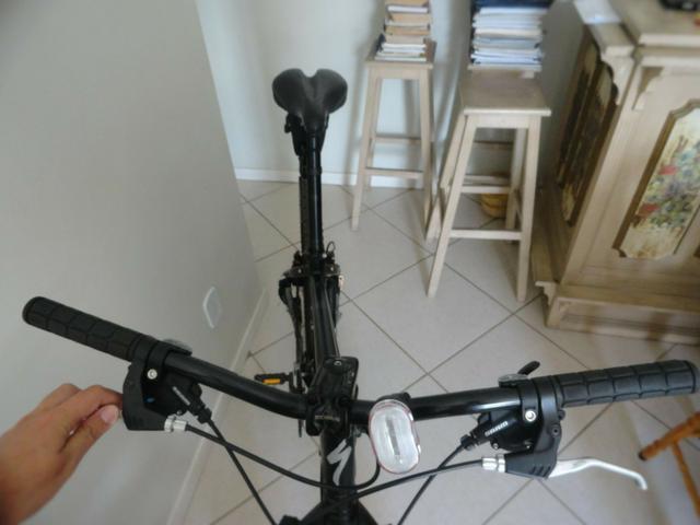 Bicicleta Specialized Hard Rock Sport 26 - Foto 4
