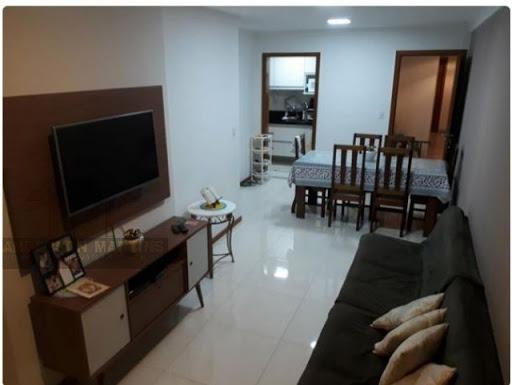 Apartamento de 2 quartos em Itapoã no Ed. Liverpool