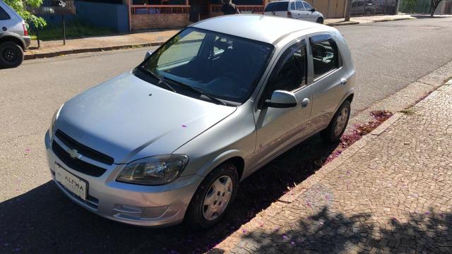 Celta 1.0 LT
