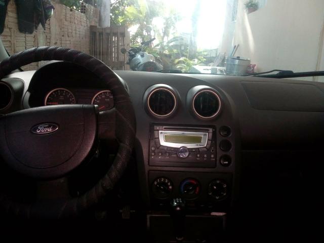 Fiesta Sedan - Foto 4
