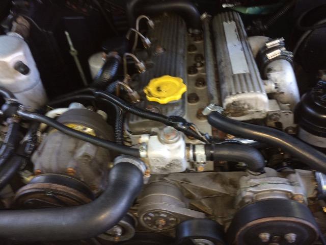 Vendo, ano 2000, completa, traçada, 2.5 turbo - Foto 8