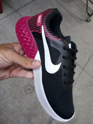 Tênis feminino Nike