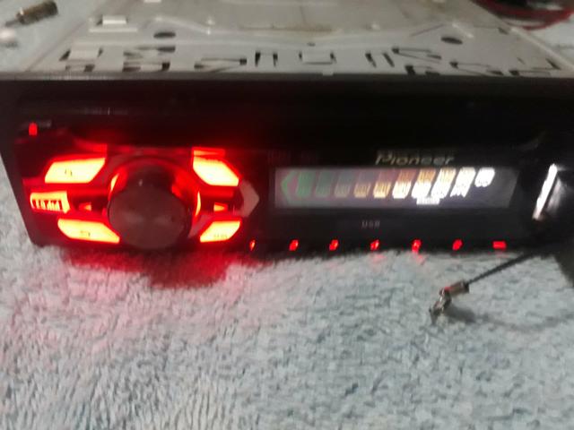 Vende se toca cd pioneer com usb