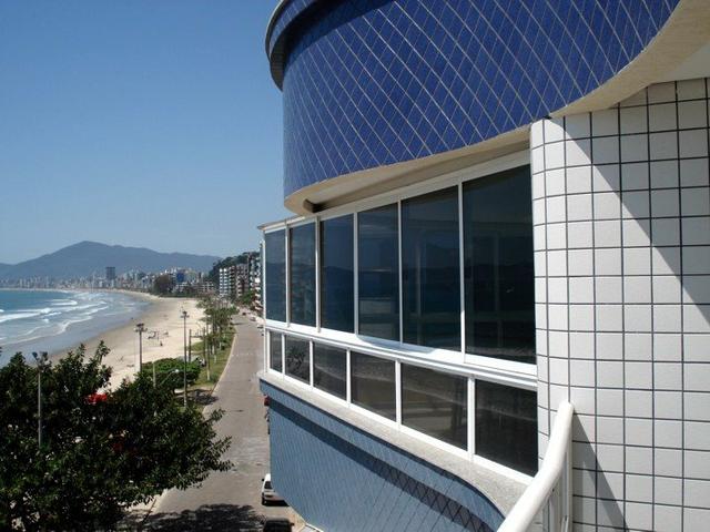 Edificio Sans Soucis 4 quartos com ar frente para praia